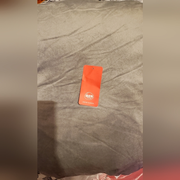 NWT- MEDUIM SUPER SOFT PET BED - Picture 9 of 10